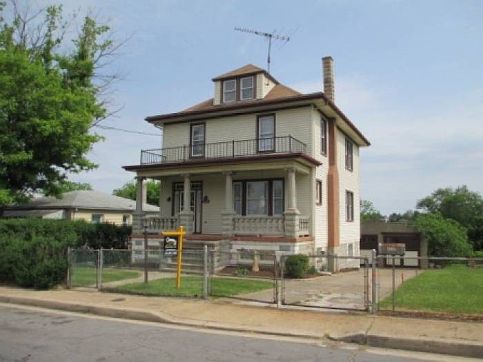 GREAT CURB APPEAL