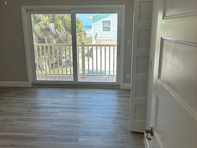 3306 Hill St — Photo 11