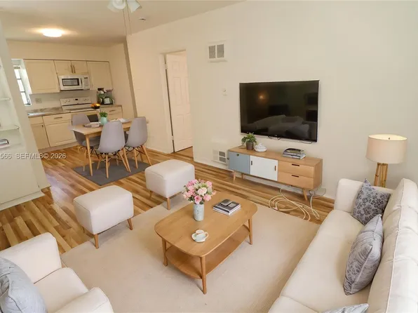 915 NE 16th Ter #5, Fort Lauderdale, FL 33304