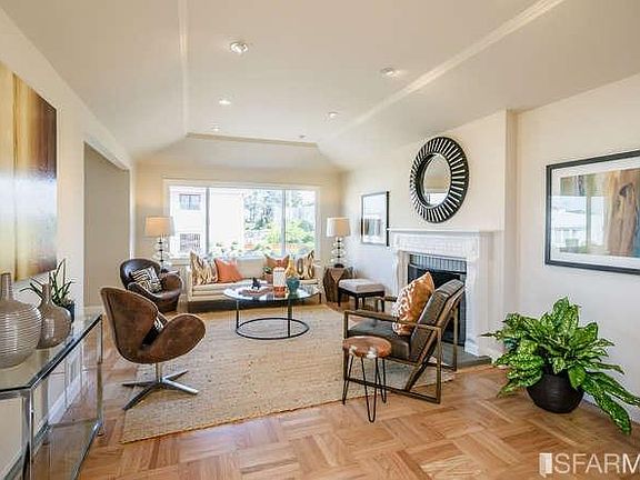 4th image of 1711 Eucalyptus Dr