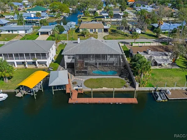 1710 NW 20th Ave, Crystal River, FL 34428