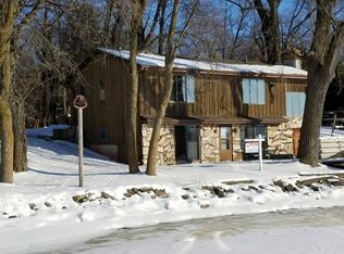 6217 W Lyngaas Rd, Winneconne, WI 54986