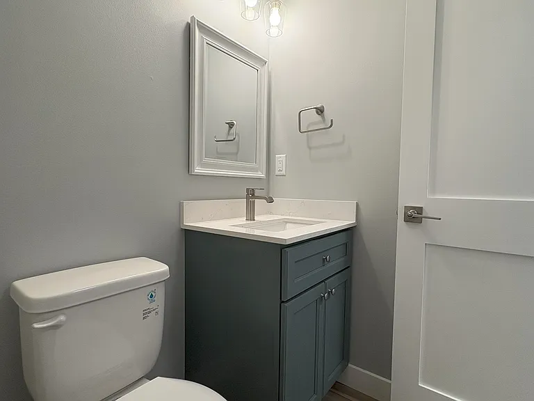 3607 Sussex Dr — Photo 7
