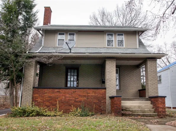 725 22nd St NW, Canton, OH 44709
