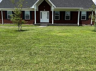 100 Montega Ln, Coxs Creek, KY 40013