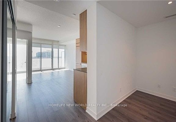 5th image of 70 Queens Wharf Rd Unit 1515