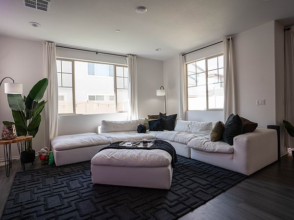 2nd image of 29603 Kyles Cir