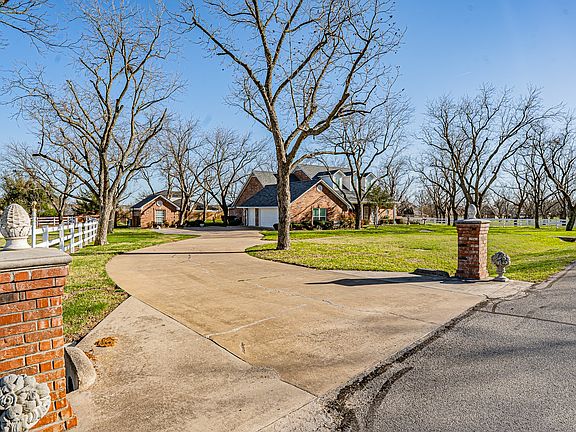 5th image of 5615 Equestrian Ct