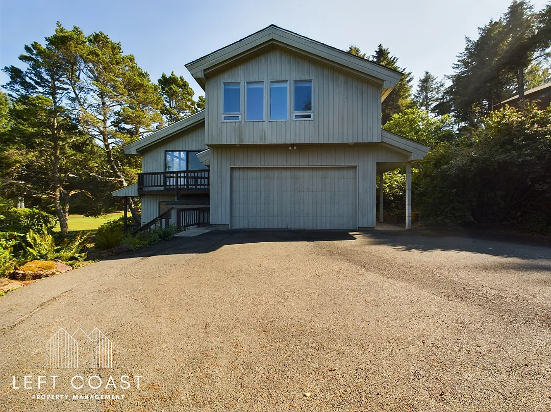 132 Salishan Drive - 1 — Photo 2
