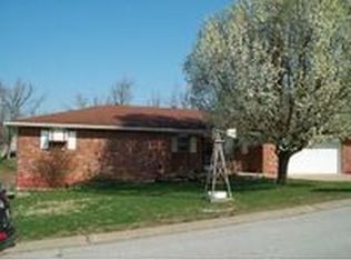 1401 Hearrel Ave, Neosho, MO 64850