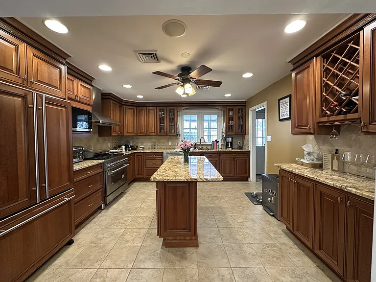 55 Paschall Rd — Photo 5