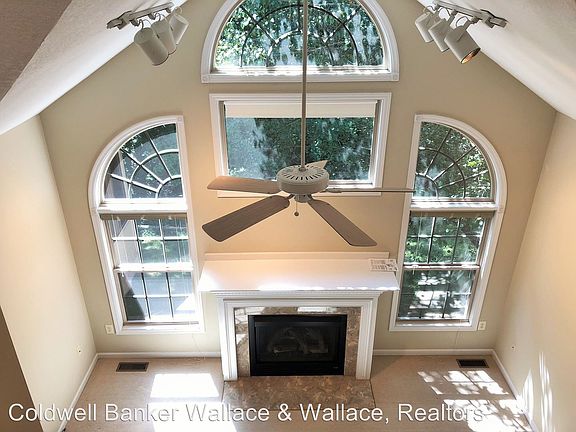 5th image of 3021 Ginnbrooke Ln