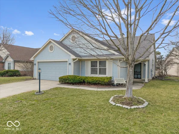 8808 Stirrup Ct, Indianapolis, IN 46256