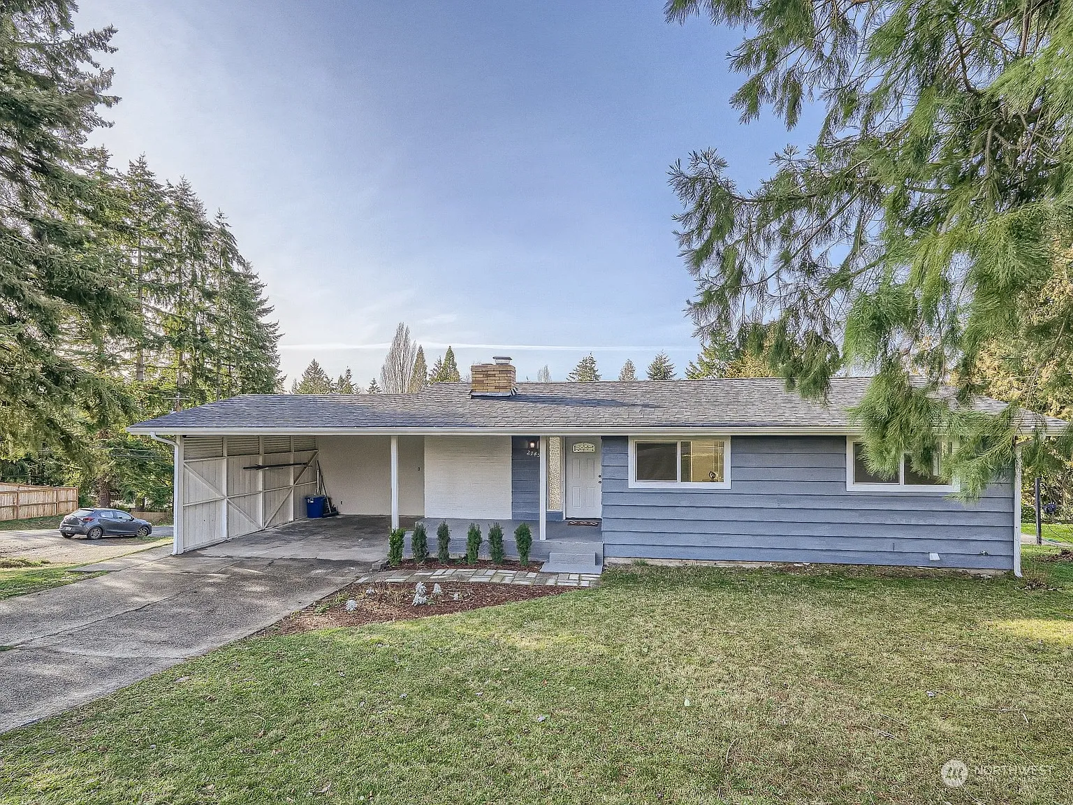 21455 100th Avenue SE photo 1