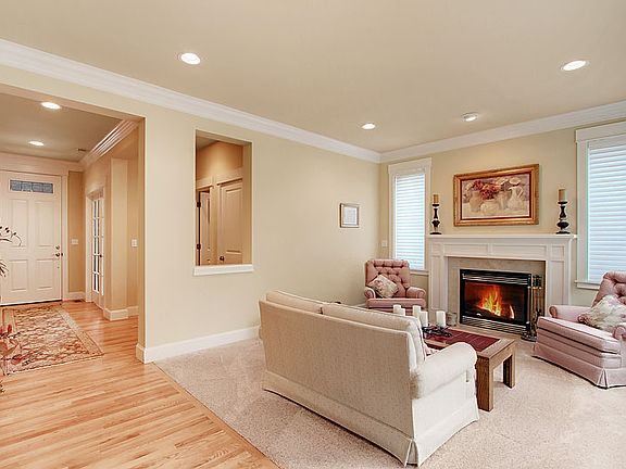3rd image of 16421 SE 66th St
