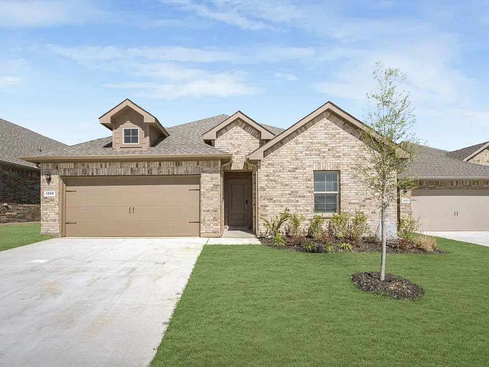 1208 Marsha Ln