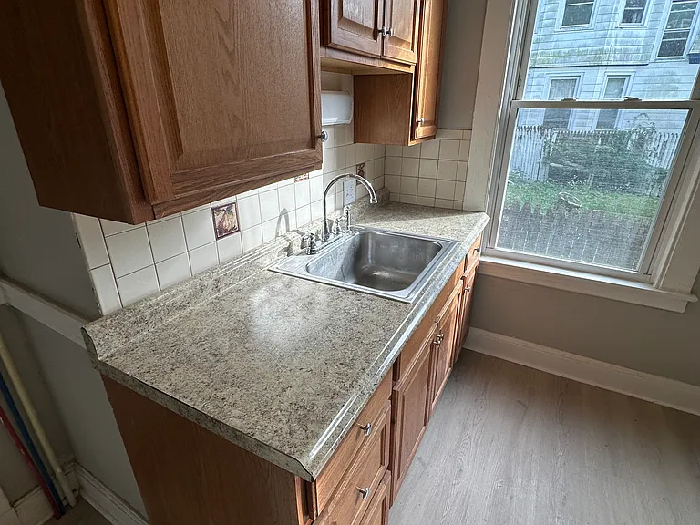 529 Dixwell Ave #1 — Photo 41