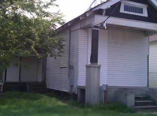 323 Monroe St, Gretna, LA 70053