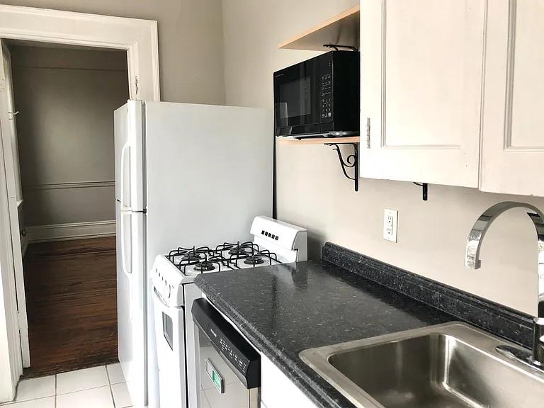 2522 Grove Ave #2 — Photo 6