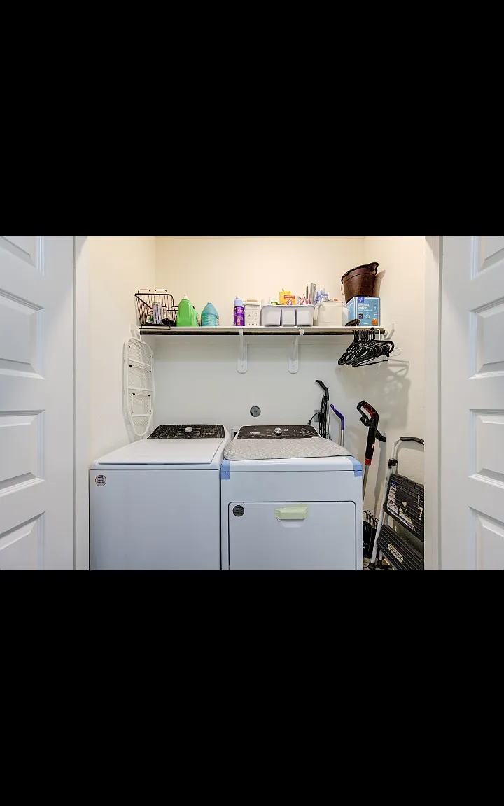 3 bed, 1390 sqft, $2,299 — Photo 4