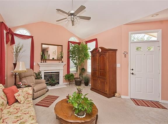 4th image of 2601 Marsh Ln Unit 332