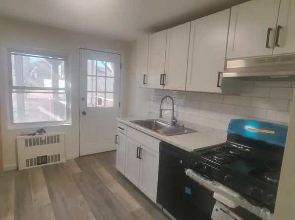 36 Garfield Park #A, Edison, NJ 08837