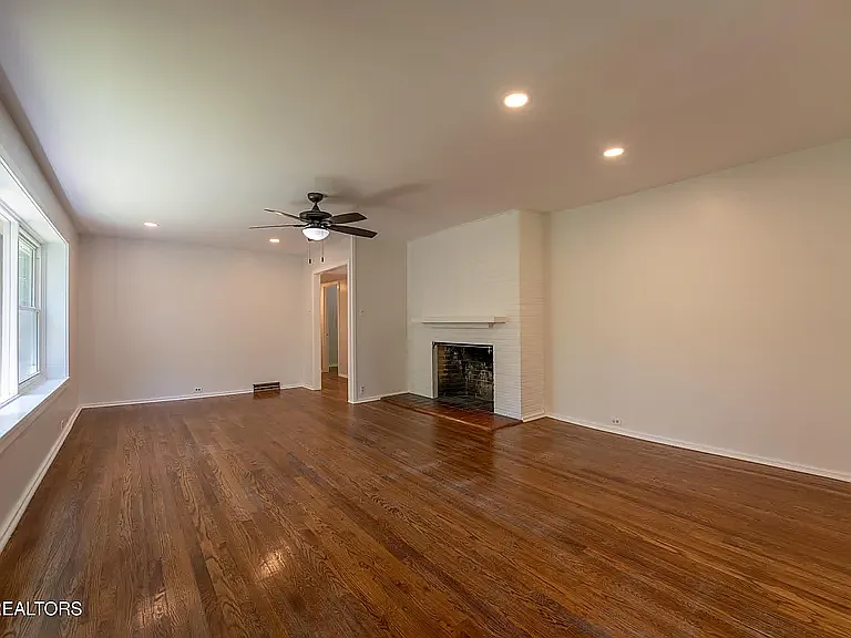101 Disston Rd — Photo 3