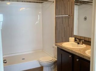 17 Manor Dr, Fort Pierce, FL 34982