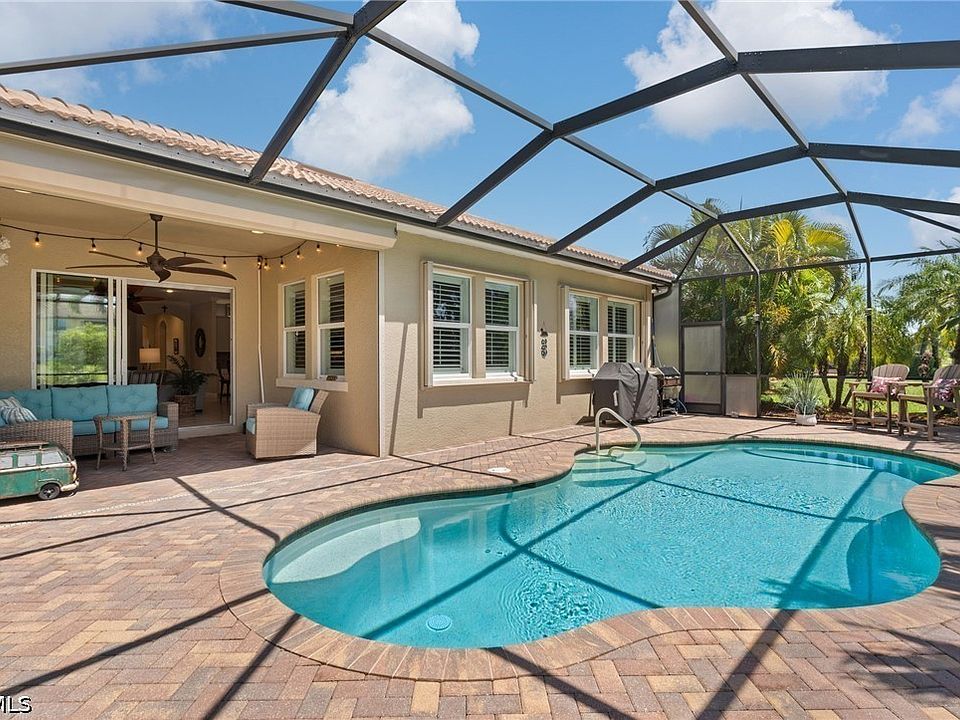 1st image of 10600 Carena Cir
