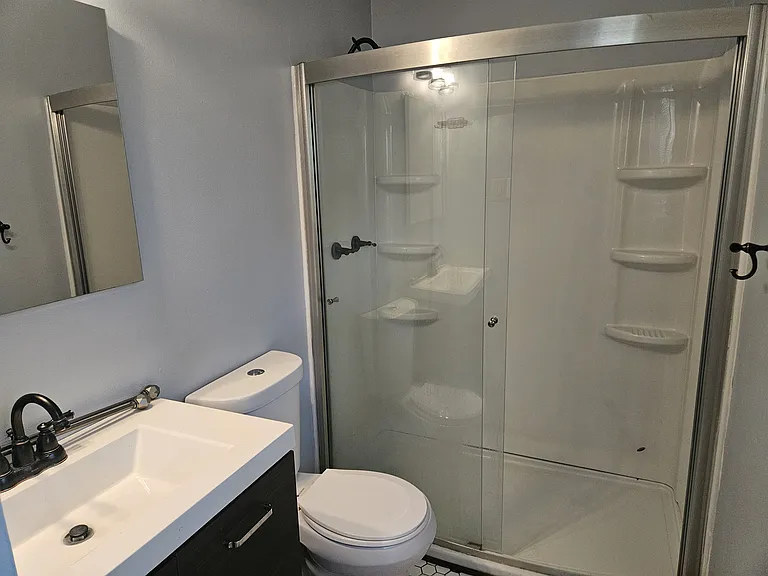619 Berwick Dr — Photo 14