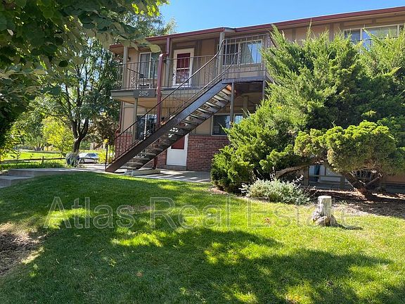 4th image of 2815 Ames St #2