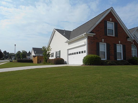 Side Entrance Garage