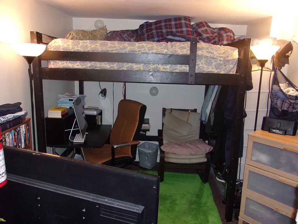 2nd image of 119 Berkeley St APT A3
