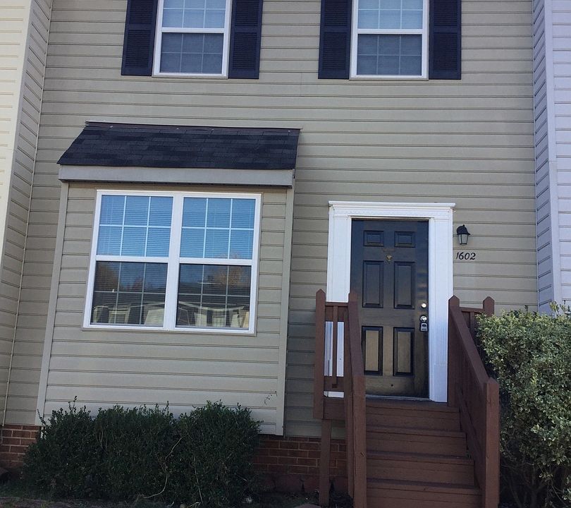 1st image of 1602 Skiffes Creek Cir