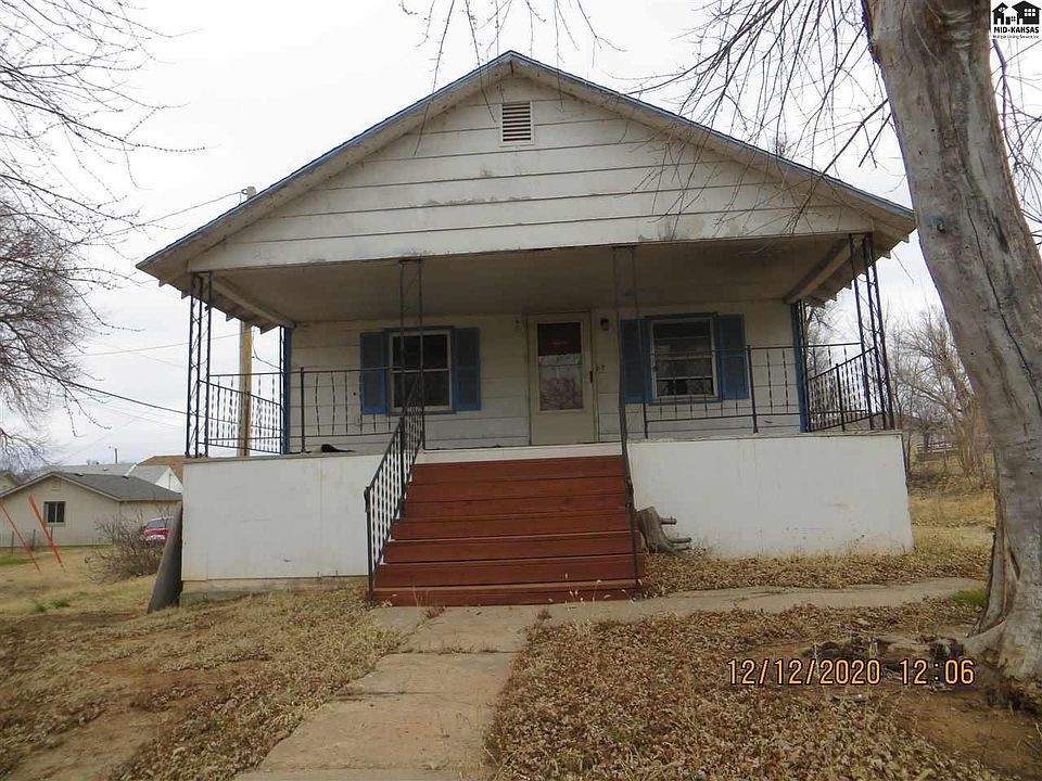 1st image of 108 E Hackney Ave