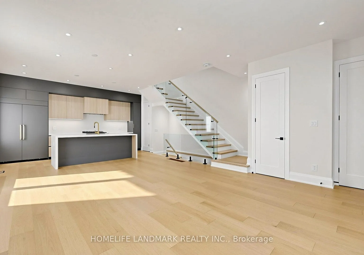 6 bed, $6,000 — Photo 3