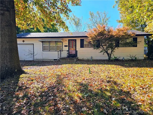 104 Jemphrey St, Eldon, MO 65026