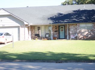 36 Cherokee St, Shawnee, OK 74801