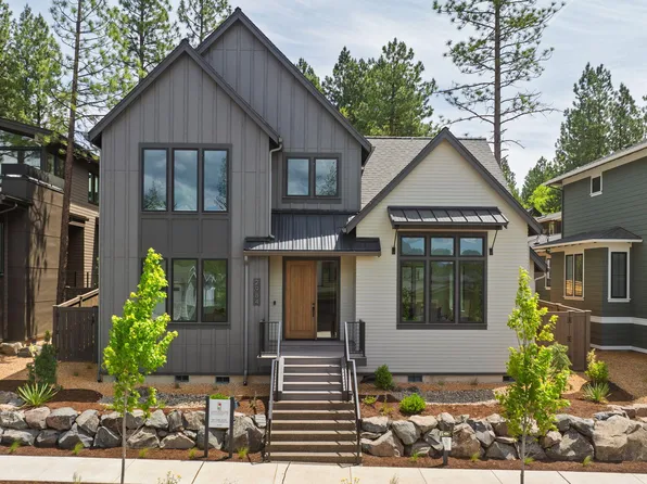 2984 NW Polarstar Ave #21, Bend, OR 97703