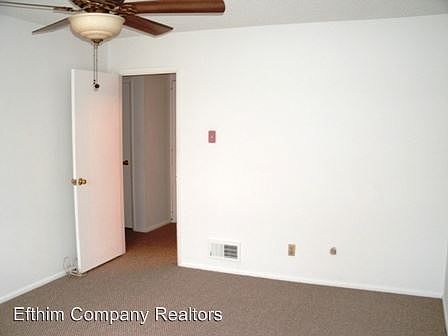 2nd image of 4005 Paule Ave