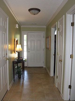 4th image of 1106 Woodberry Trl