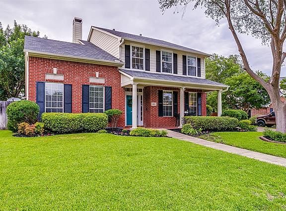 3rd image of 8321 Shady Oaks Dr