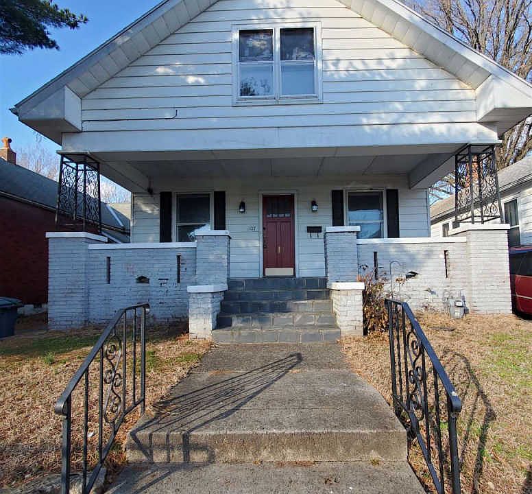 1st image of 1107 W Illinois St