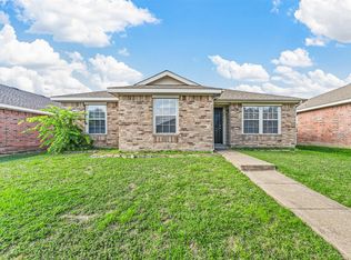 2424 Marimont Ln, Lancaster, TX 75134