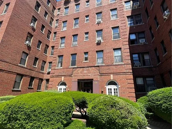1625 E 13th St APT 3K, Brooklyn, NY 11229