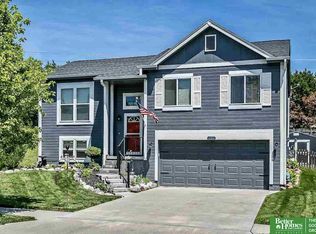 5641 S 190th Ter, Omaha, NE 68135