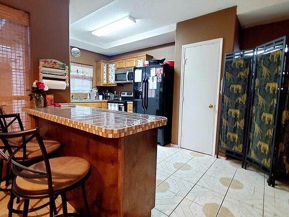 5th image of 2117 Vista Verde Cir W