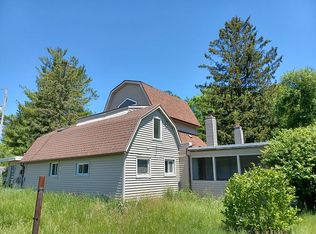 496 N Waverly Rd, Eaton Rapids, MI 48827