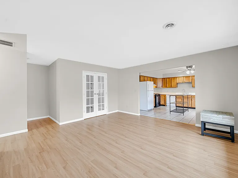 1548 Autumn Dr — Photo 6