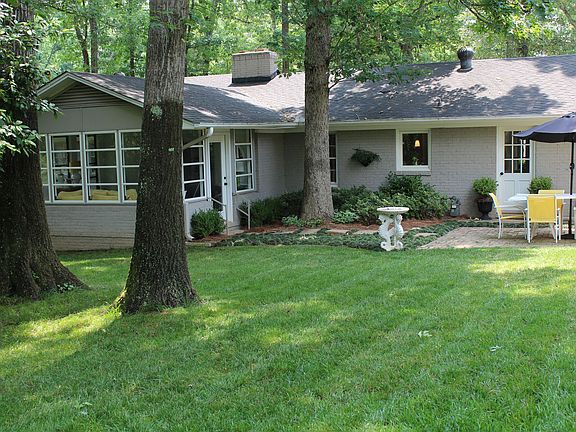 5th image of 405 Leyswood Dr